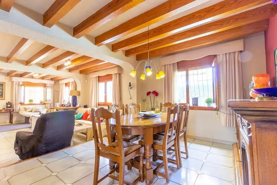 Menjador de Casa o xalet en venda en Finestrat amb Jardí privat, Terrassa i Traster