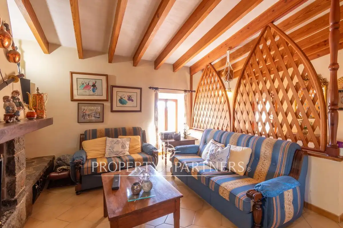 Sala d'estar de Casa o xalet en venda en  Palma de Mallorca amb Aire condicionat, Calefacció i Jardí privat