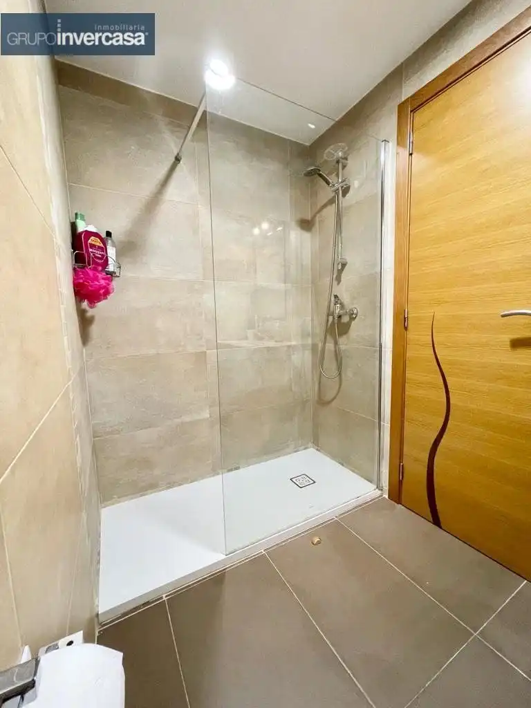 Badezimmer von Wohnung zur Miete in Manises mit Klimaanlage, Heizung und Möbliert