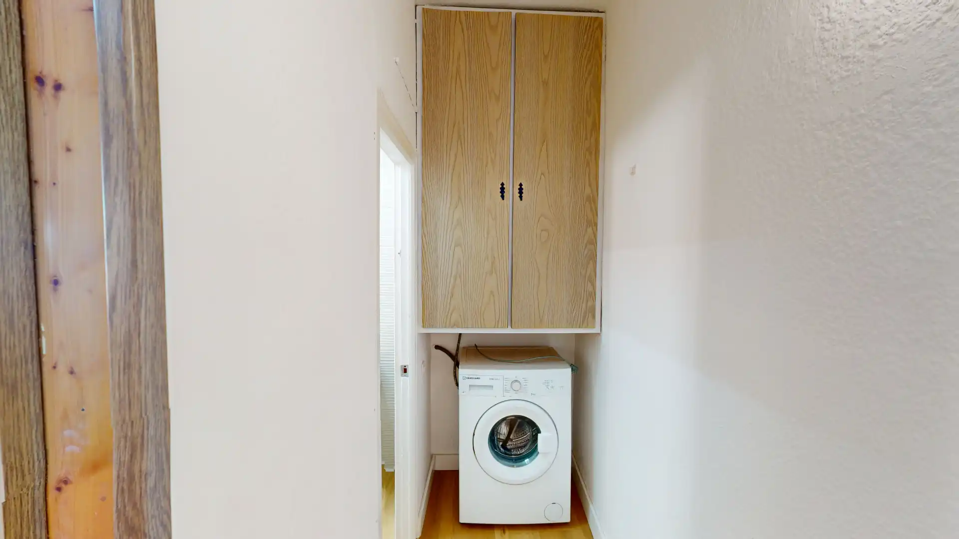Schlafzimmer von Wohnung zum Verkauf in Almería mit Klimaanlage und Waschmaschine