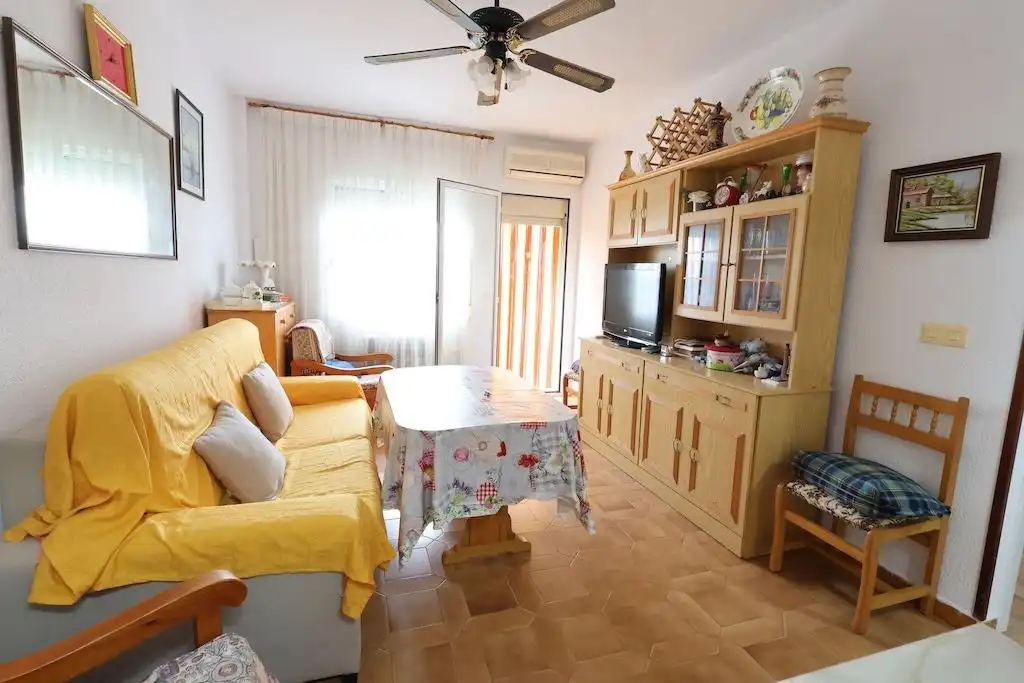 Apartment with lift for sale in Calle ISLA MENORCA-REGIA, imagen 4
