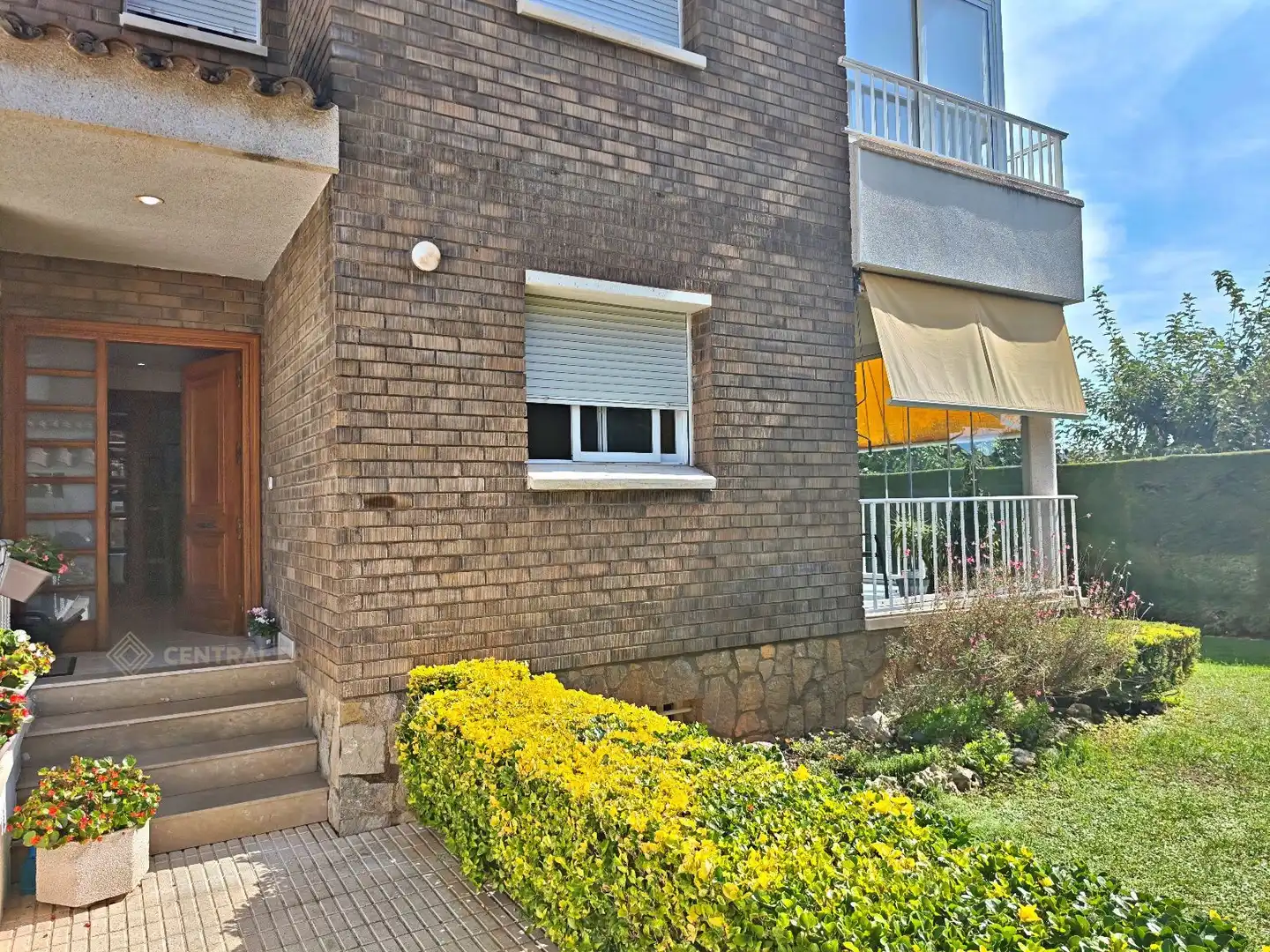 Casa a schiera con terrazza in vendita a Santiago Rusiñol, imagen 14
