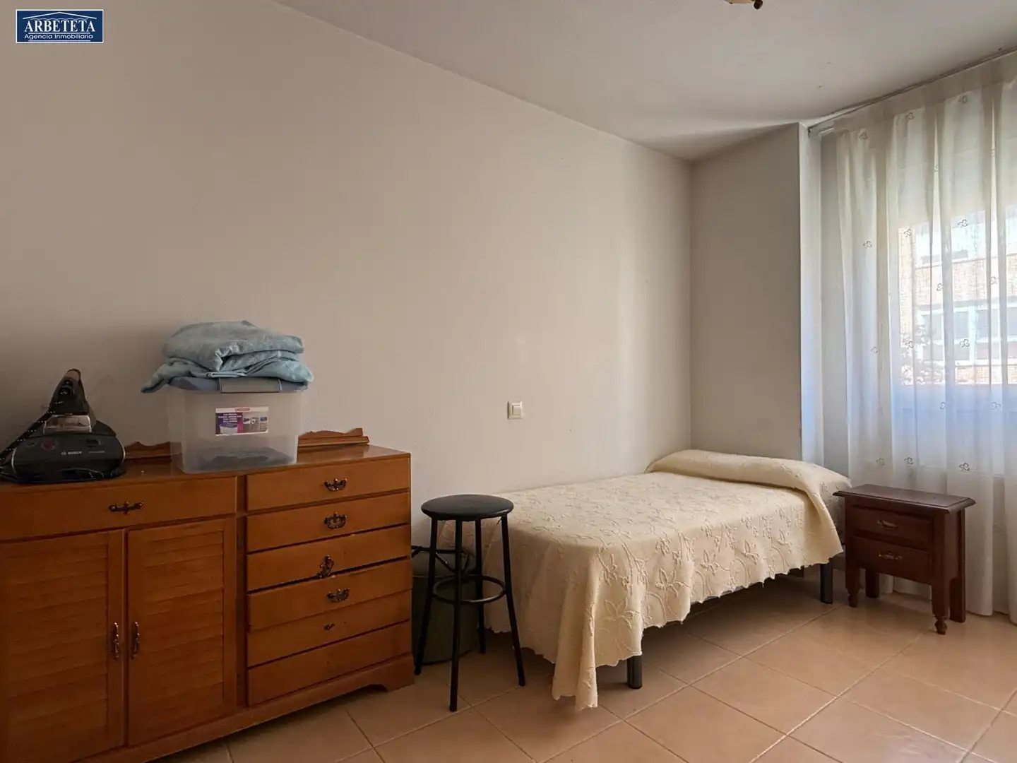 Habitación de Piso en venta en Guadalajara con Calefacción, Trastero y Amueblado