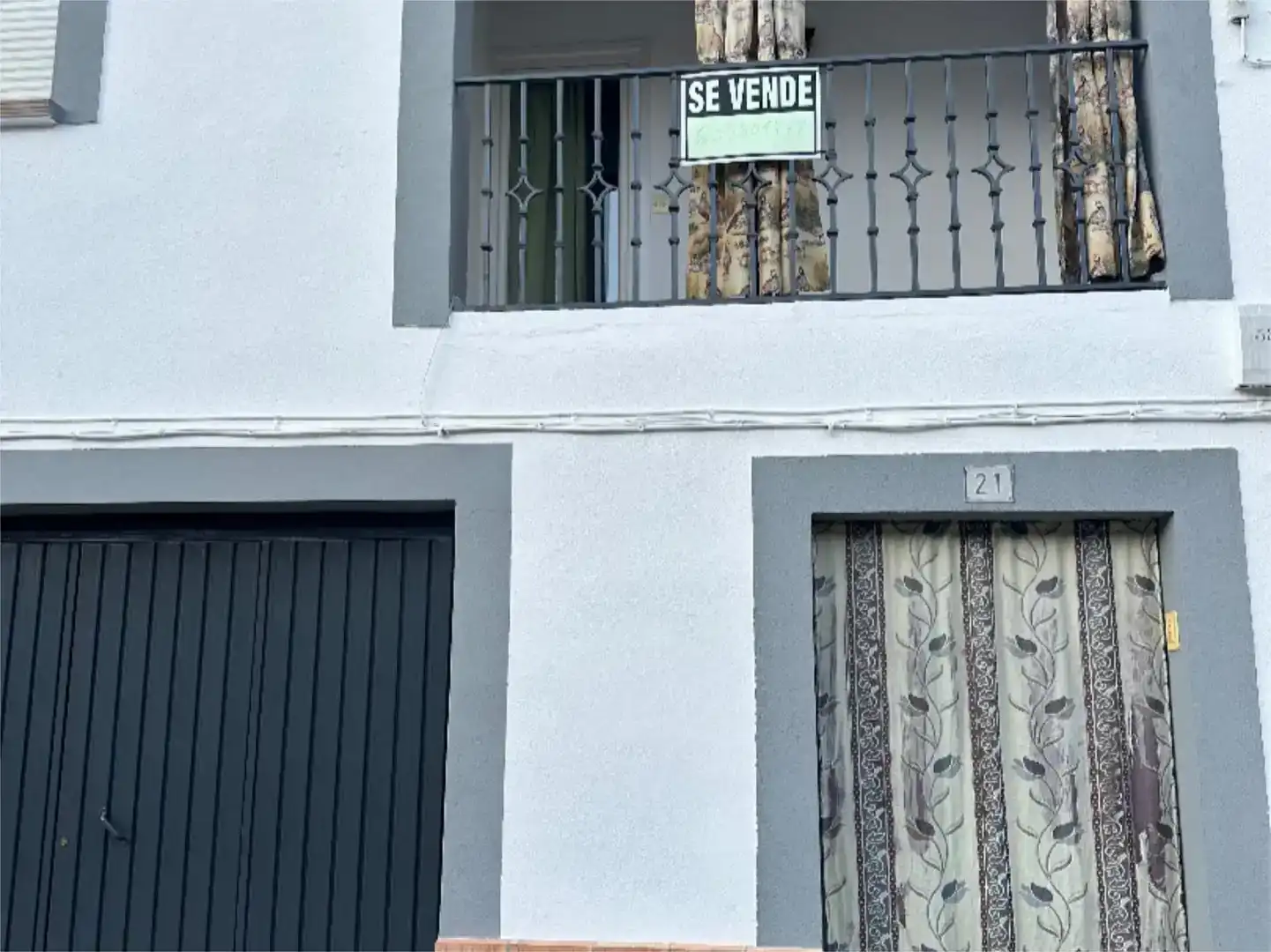 Vista exterior de Casa adosada en venda en Jerte amb Traster i Moblat