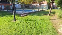 Swimming pool of House or chalet for sale in Fuenlabrada  with Air Conditioner, Terrace and Swimming Pool