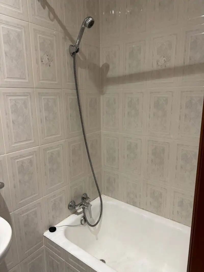 Bathroom of Flat for rent in Arrankudiaga / Zollo  with Heating
