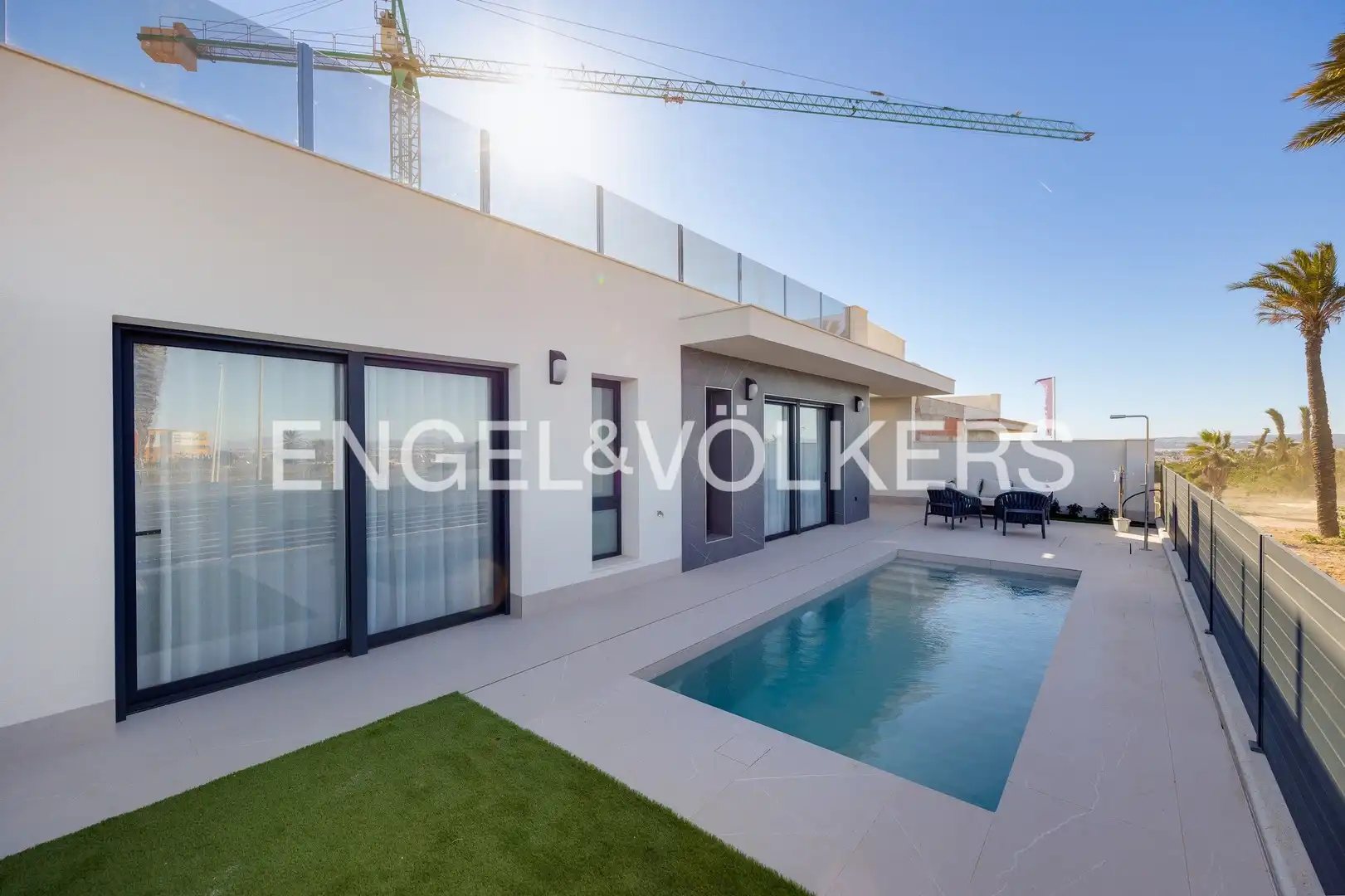 Haus mit Pool zum Verkauf in Nueva Torrevieja - Aguas Nuevas
