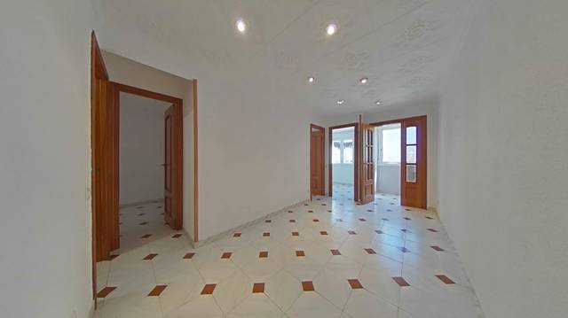 Piso en Venta en Plaça Espanyola en La Torrassa