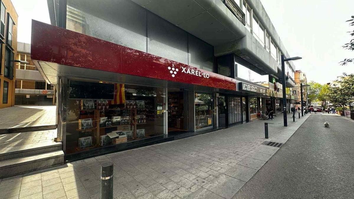 Local en venda a DIDAC GARRELL I TAULER, 48, El Pedró