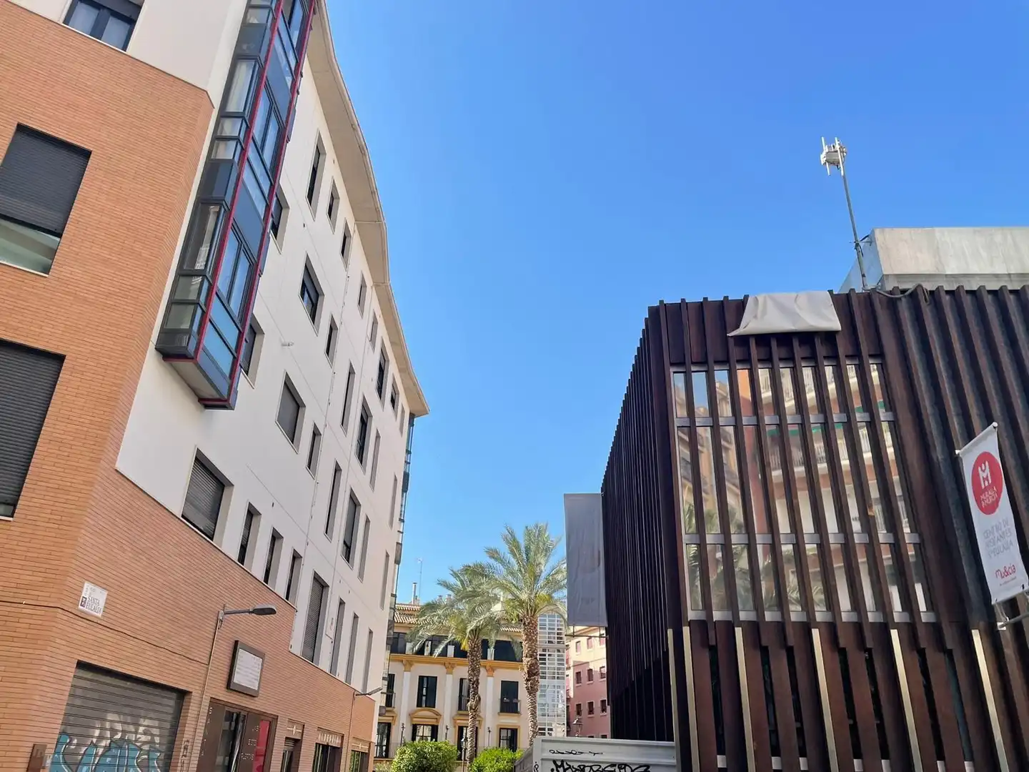 Vista exterior de Local en venta en Murcia