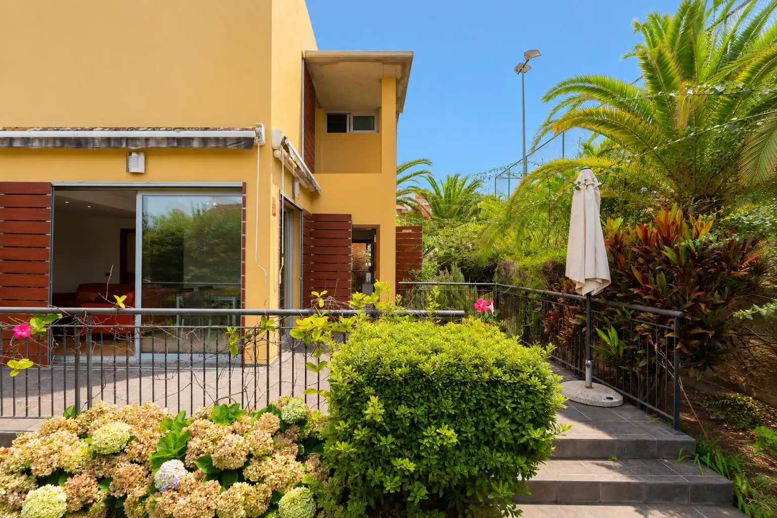 Casa bifamiliare con piscina in affitto a Avenida Avenida Pesqueros, imagen 6
