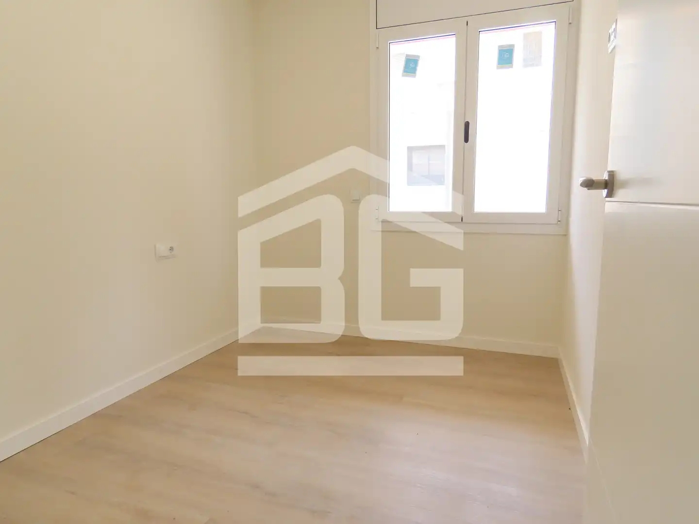 Habitación de Piso en venta en Canovelles con Aire acondicionado, Calefacción y Parquet
