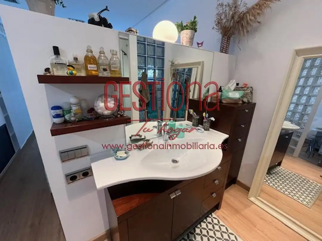 Habitación de Planta baja en venta en Noja con Calefacción, Terraza y Trastero