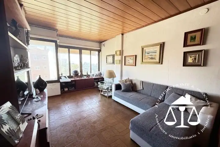 Sala de estar de Piso en venta en Esplugues de Llobregat con Aire acondicionado, Calefacción y Terraza