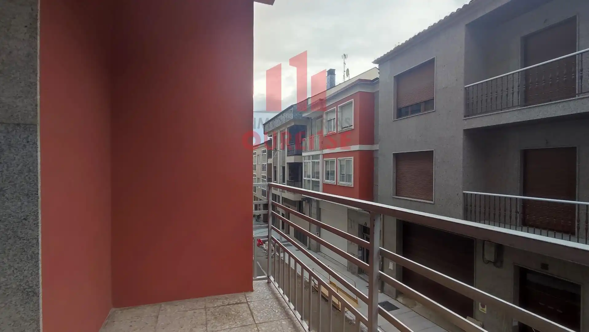Terraza de Piso de alquiler en Ourense Capital  con Calefacción, Amueblado y Balcón