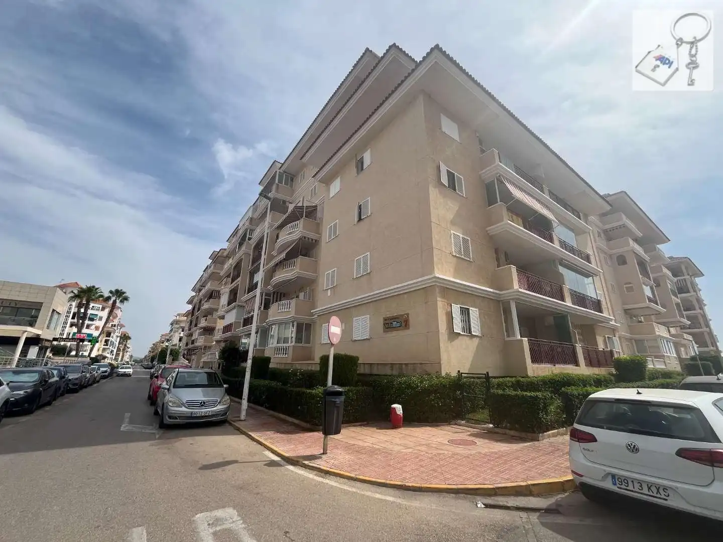 Vista exterior de Apartament en venda en Torrevieja amb Aire condicionat, Terrassa i Piscina