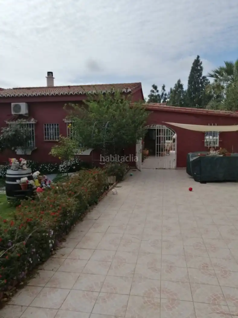 Xalet amb piscina en venda a Calle Malaka 7, imagen 2
