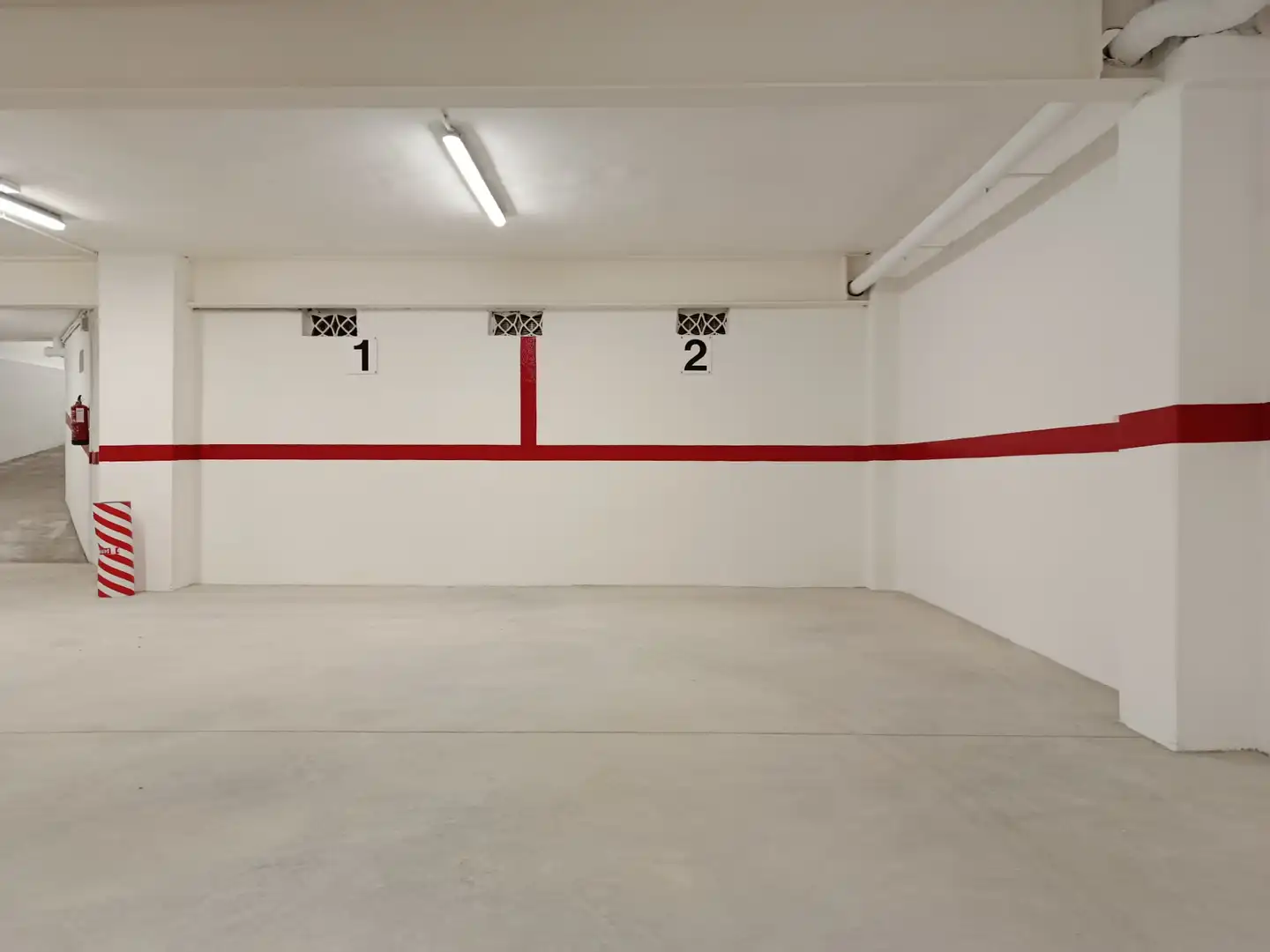 Parkplatz von Wohnung zum Verkauf in Girona mit Heizung, Terrasse und Balkon