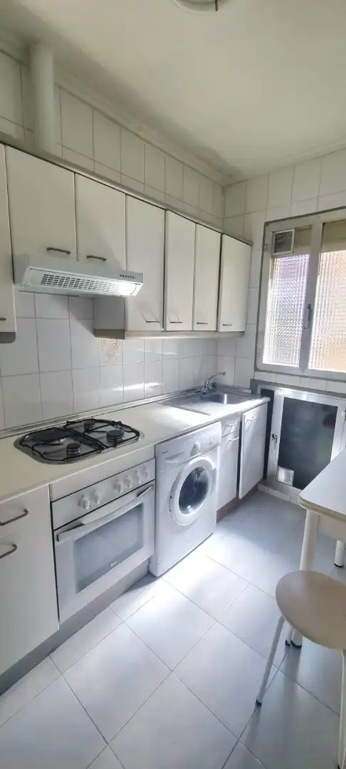 Cocina de Piso de alquiler en Madrid con Calefacción y Amueblado