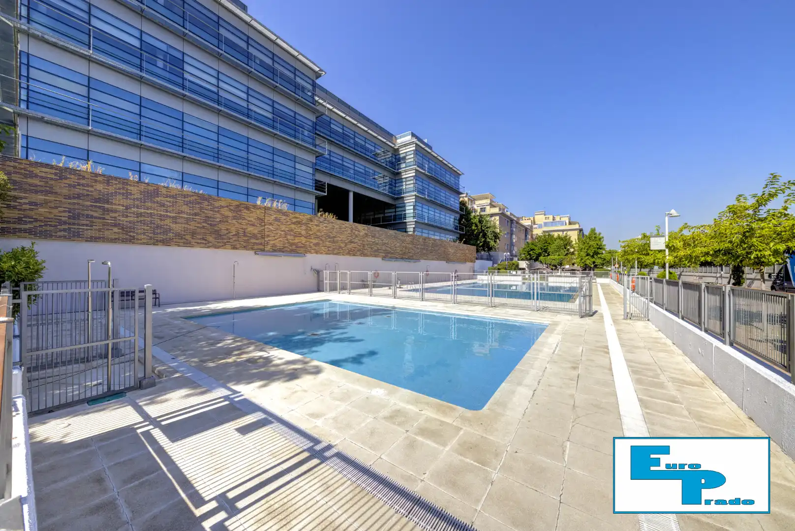 Piscina de Àtic en venda en Madrid amb Aire condicionat, Calefacció i Jardí privat