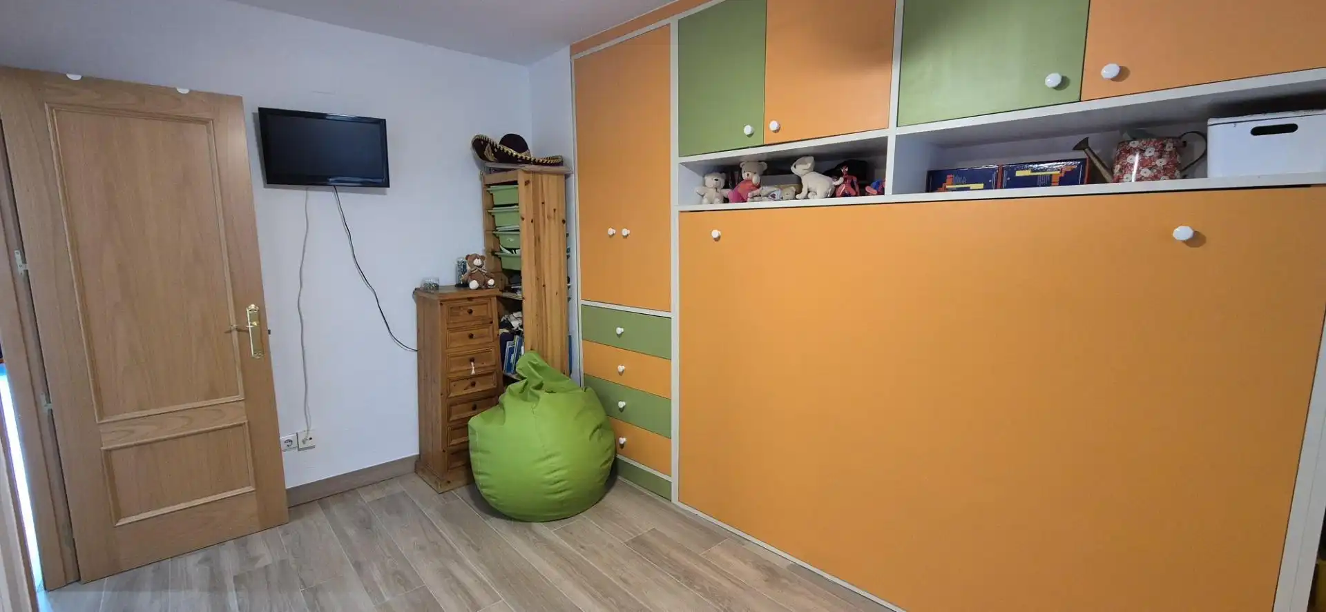 Habitación de Piso en venta en Benidorm con Aire acondicionado y Calefacción