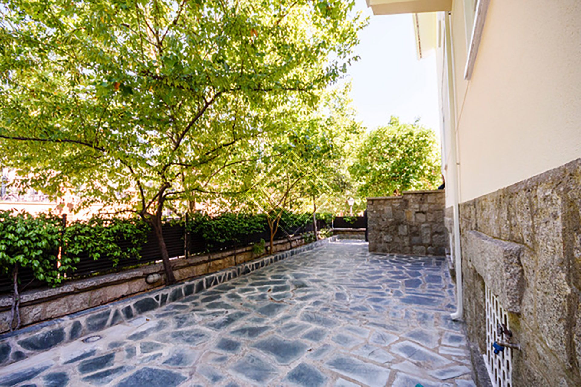 Terraza de Casa o chalet en venta en  Madrid Capital