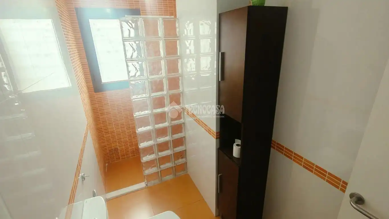 Baño de Piso en venta en La Rinconada con Aire acondicionado