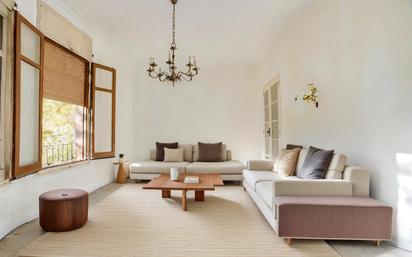 Living room of Flat for sale in  Barcelona Capital