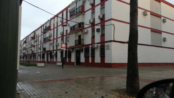 Vista exterior de Piso en venta en  Sevilla Capital