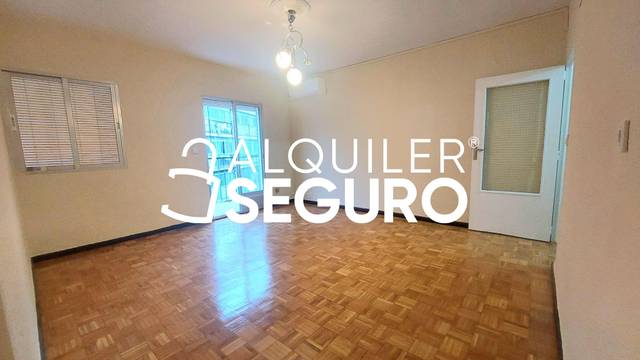Piso en Alquiler en de Casalarreina en Ambroz
