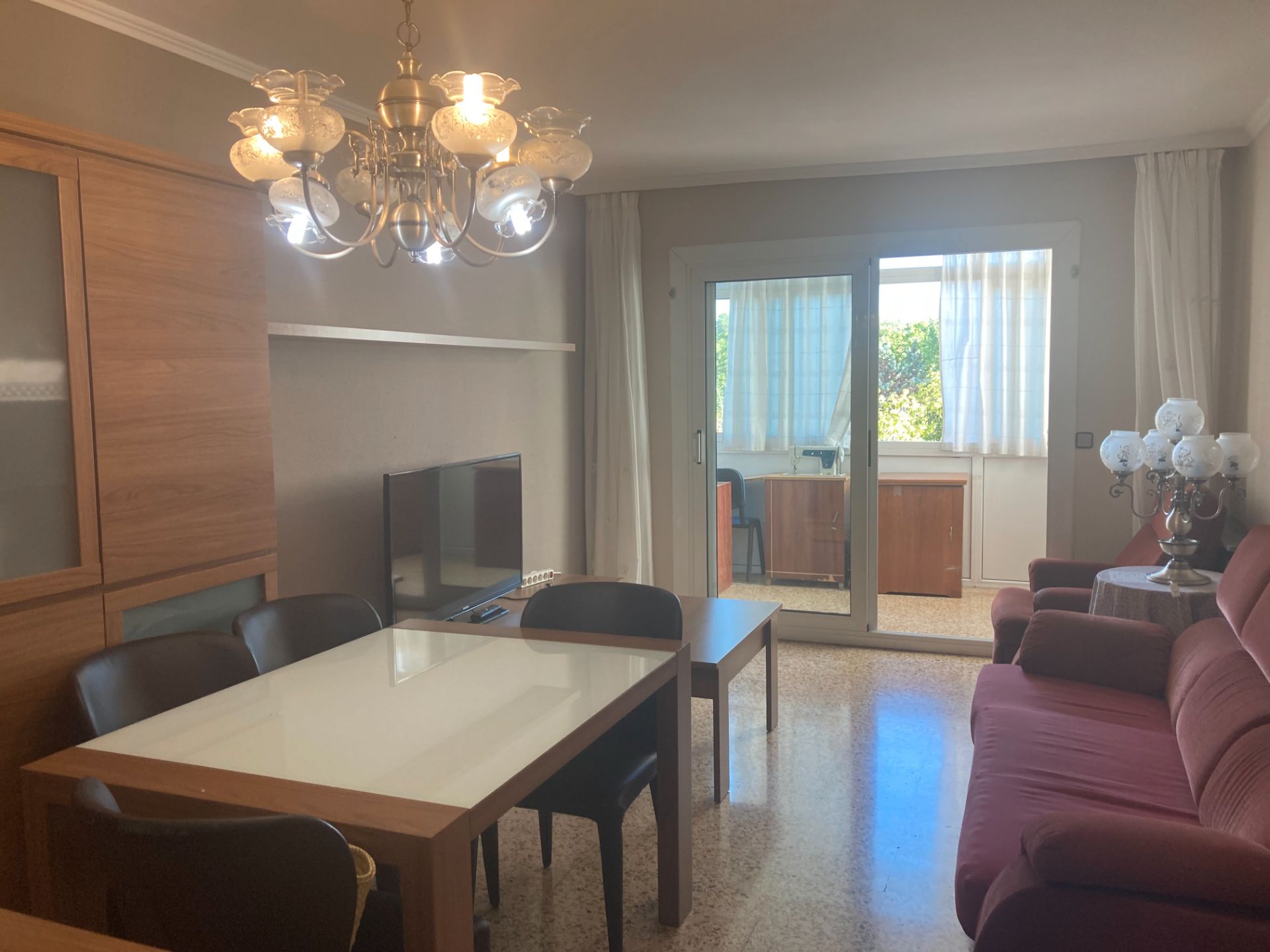 Sala d'estar de Pis en venda en Manresa amb Calefacció, Forn i Balcó