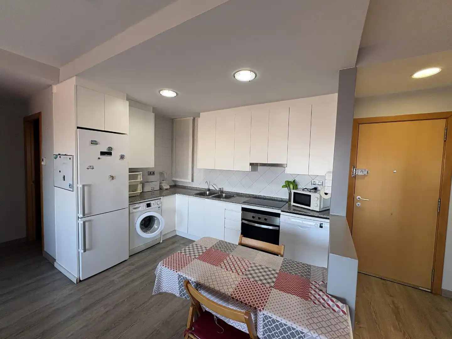 Kitchen of Flat for sale in Sabadell  with Air Conditioner, Parquet flooring and Storage room