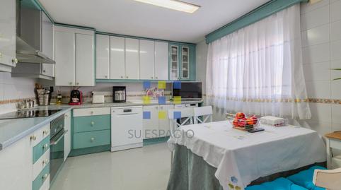 Foto 4 de Casa adosada en venda a Paseo de la Cárcava, Griñón, Madrid