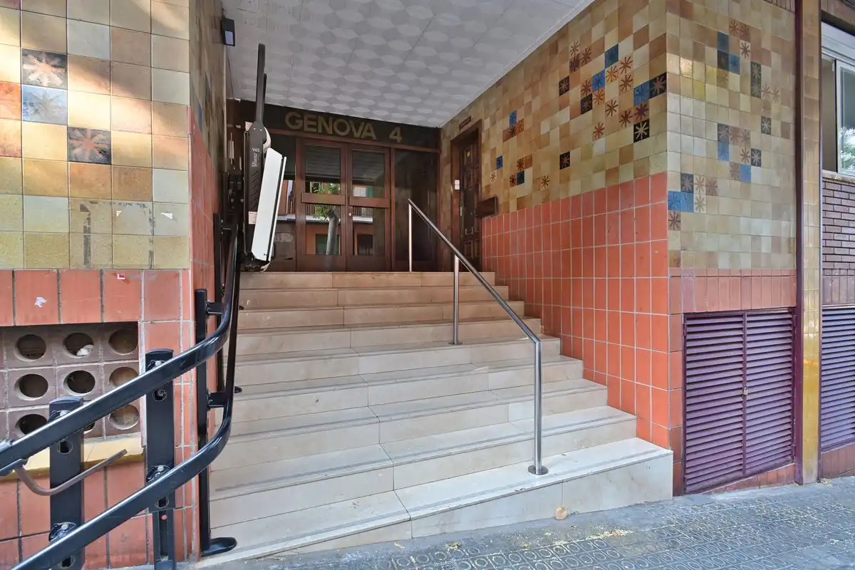 Local comercial en venta en Carrer de Gènova, imagen 45