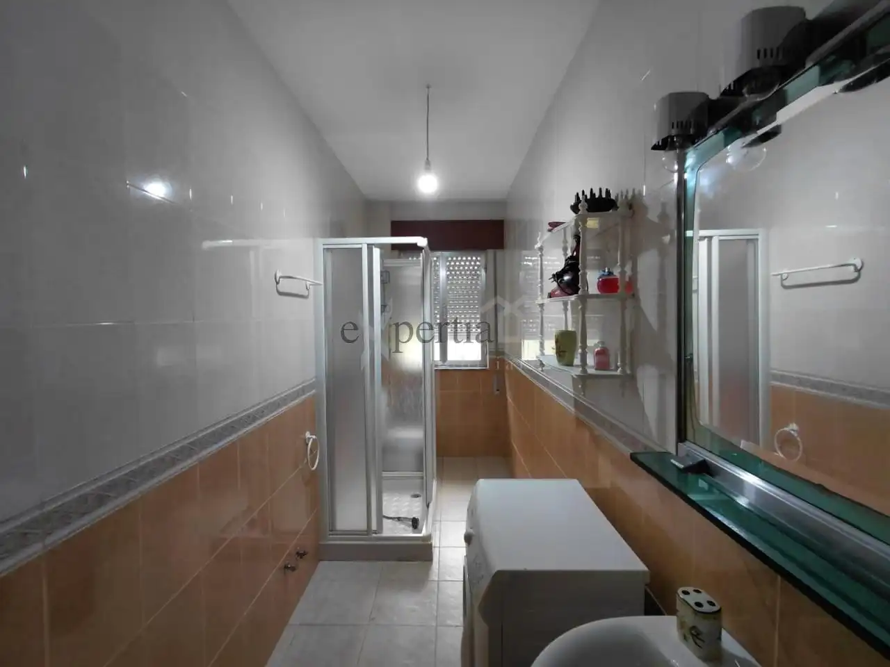 Bathroom of Flat for rent in Boiro  with Heating and Furnished