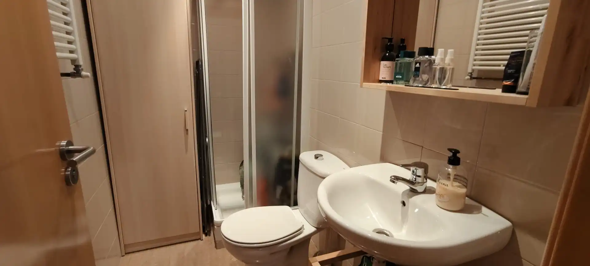 Baño de Planta baja en venta en Cervelló con Aire acondicionado, Calefacción y Parquet