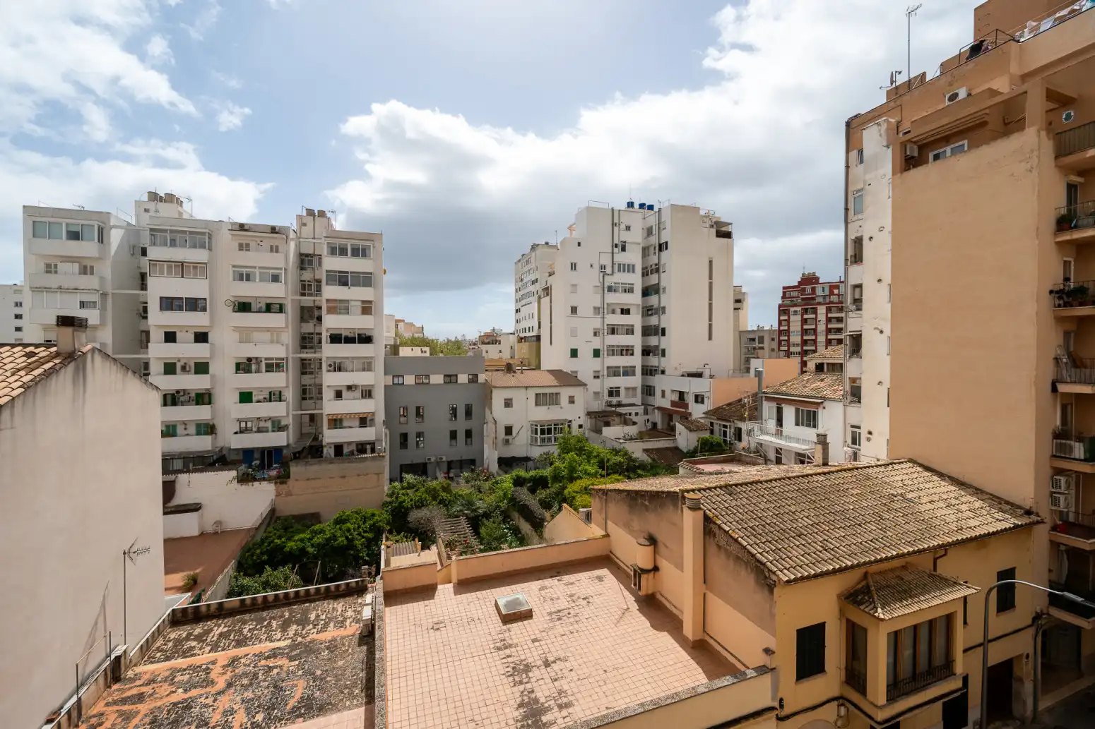 Vista exterior de Pis en venda en  Palma de Mallorca amb Parquet