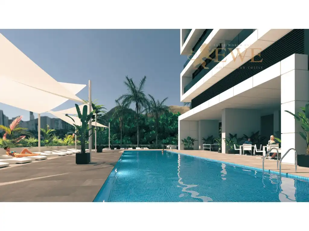 Piscina de Apartamento en venta en Benidorm