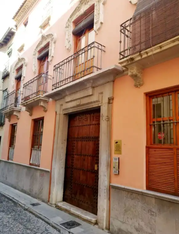 Vista exterior de Piso de alquiler en Granada con Calefacción y Amueblado