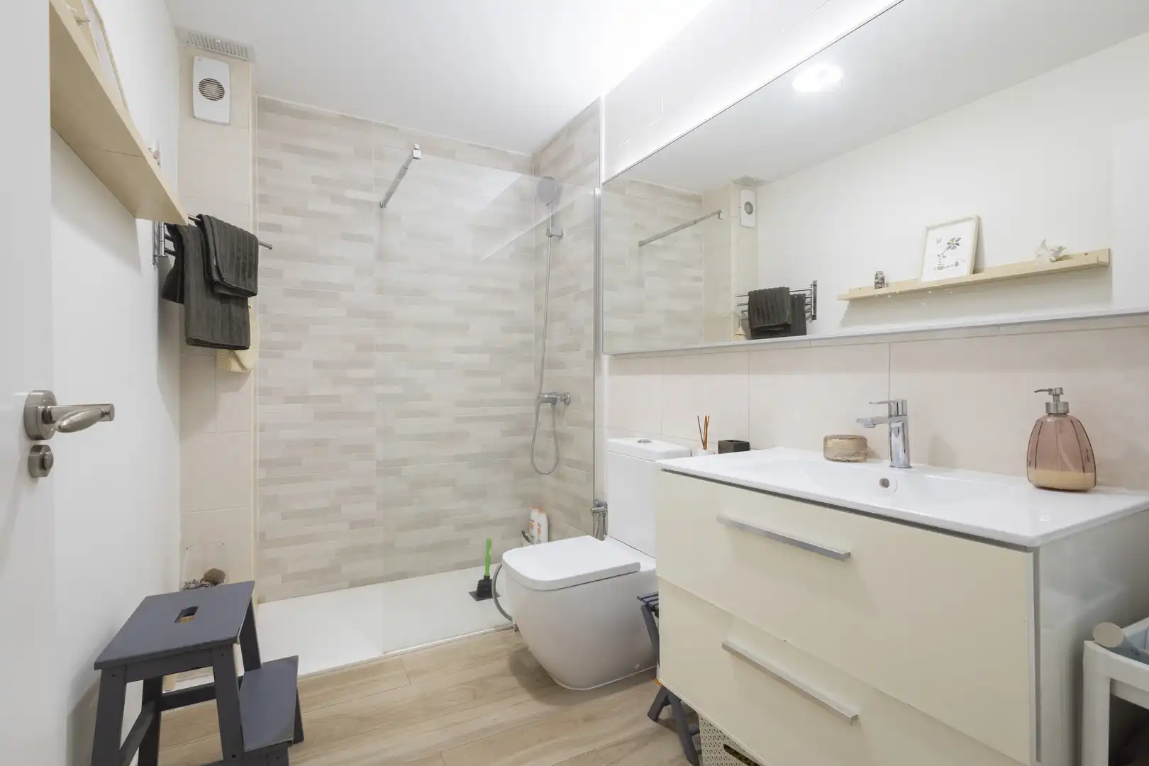 Badezimmer von Wohnung zum Verkauf in Güímar mit Heizung, Abstellraum und Möbliert