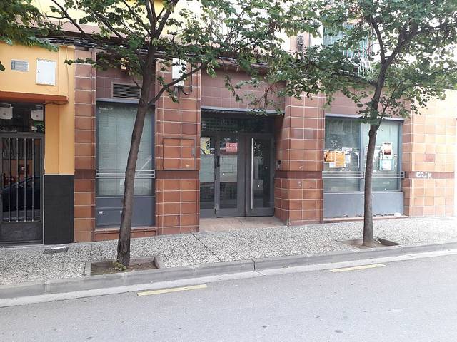Local comercial en Venta en C/ Lasierra Purroy en Barrio Torrero