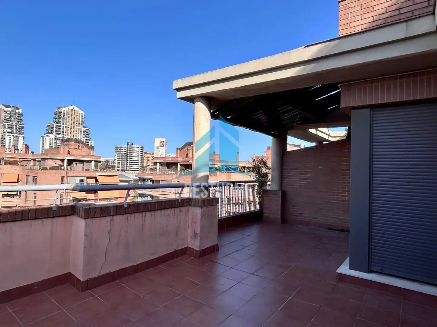 Terrassa de Àtic de lloguer en Valencia amb Aire condicionat, Calefacció i Terrassa