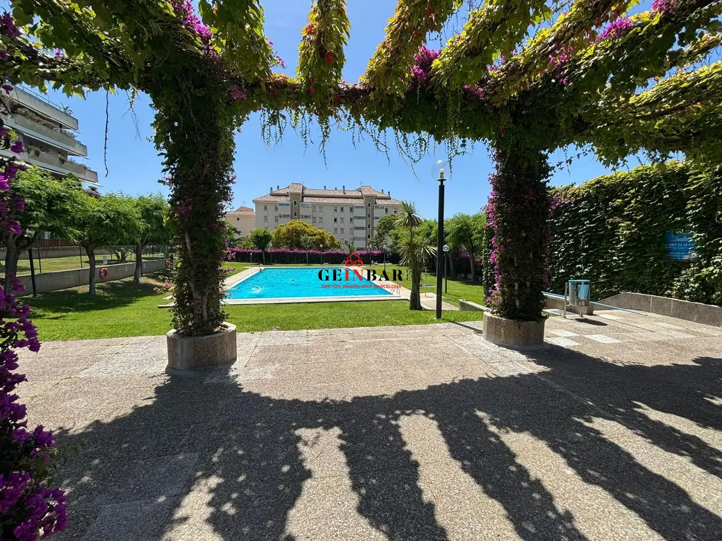 Terrassa de Dúplex en venda en Sant Andreu de Llavaneres amb Calefacció, Jardí privat i Parquet