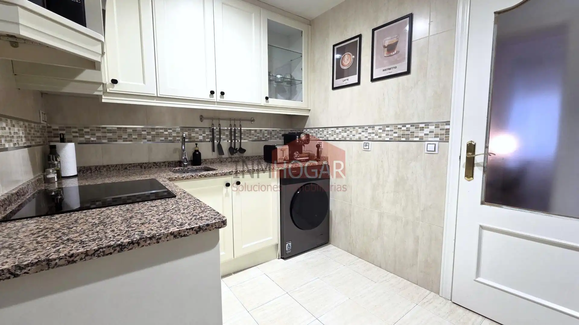 Cocina de Piso en venta en Ávila con Calefacción y Amueblado