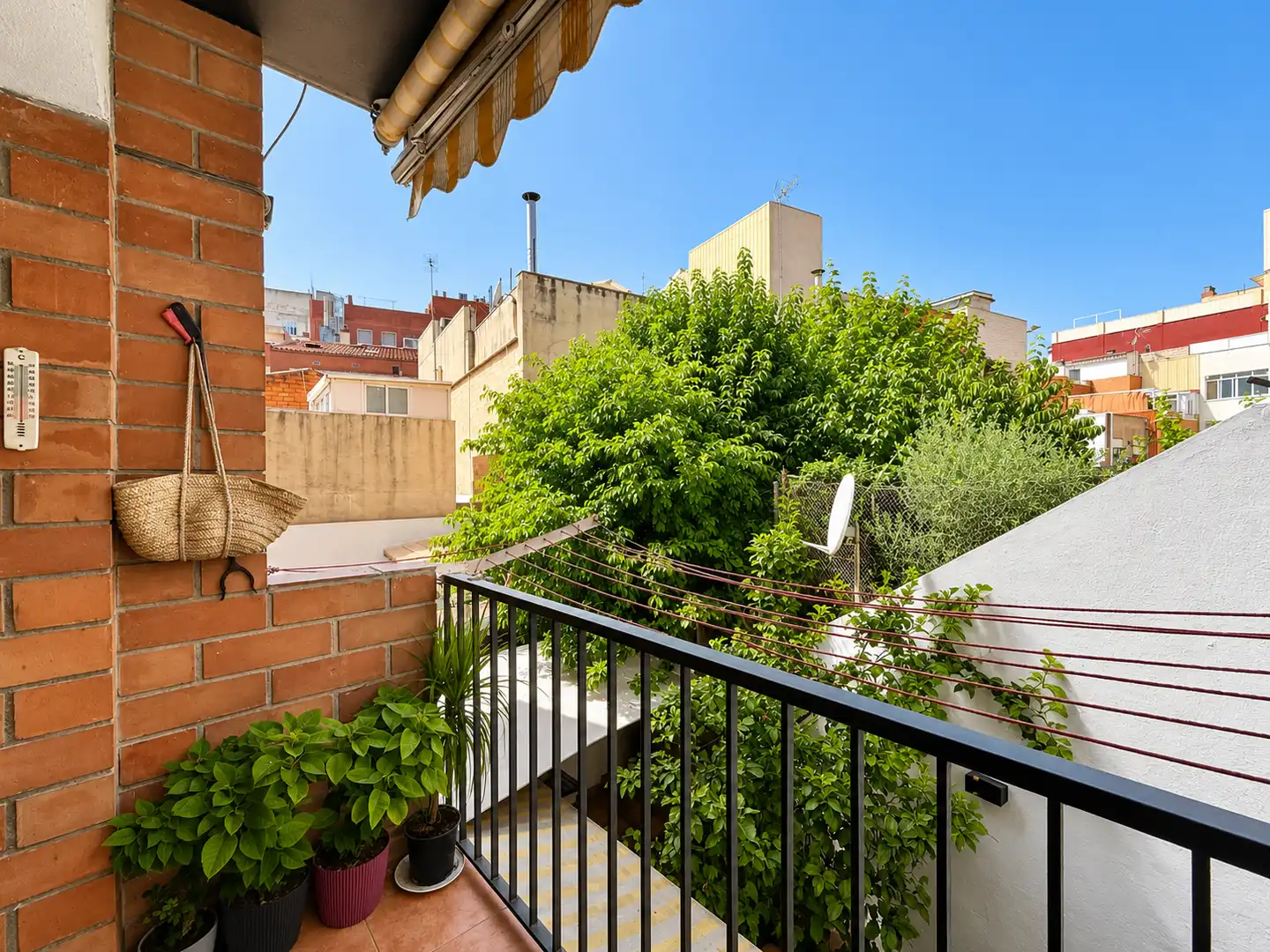 Terrasse von Wohnung zum Verkauf in Cornellà de Llobregat mit Balkon