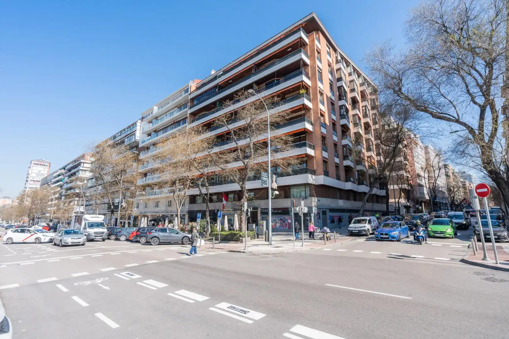 Exterior view of Commercial properties for sale in Madrid