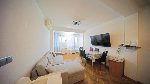Piso en Venta en Bellavistas - Hipercor