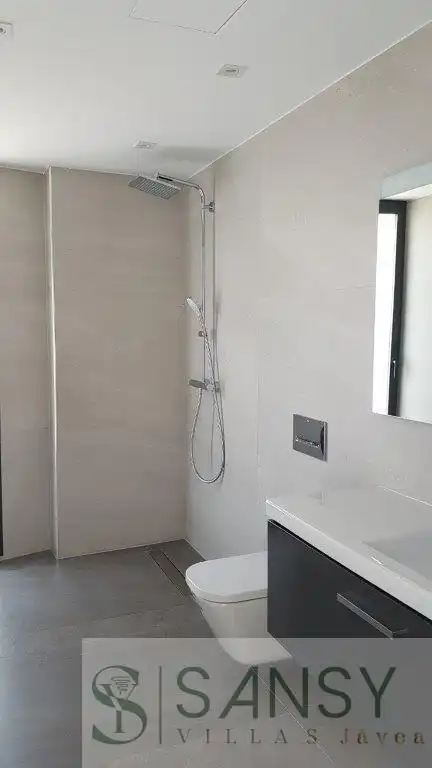Bathroom of Houses for sale in Jávea / Xàbia  with Air Conditioner, Heating and Swimming Pool