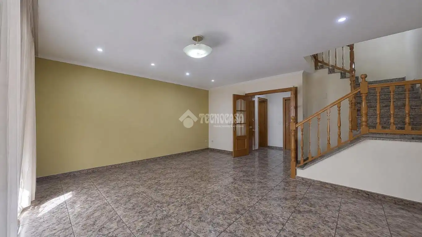Casa adosada en venda en Barberà del Vallès amb Aire condicionat, Calefacció i Terrassa