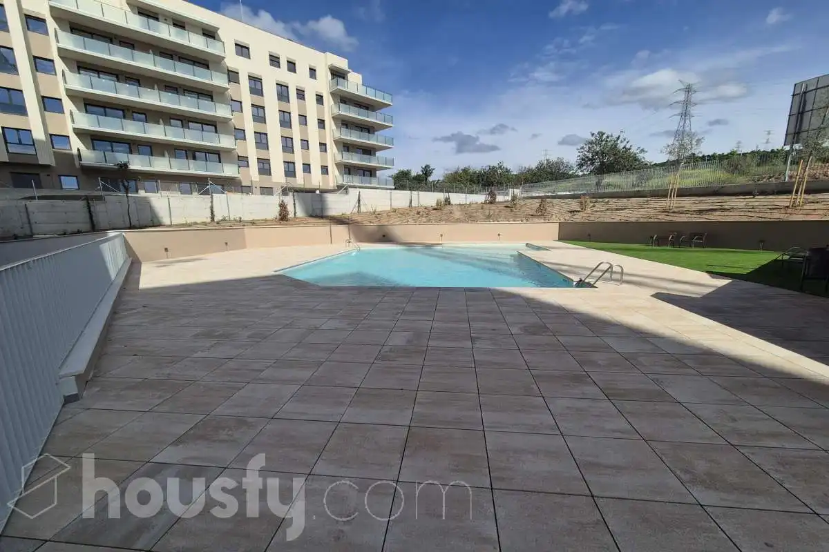 Piscina de Piso de alquiler en Viladecans con Aire acondicionado, Parquet y Trastero
